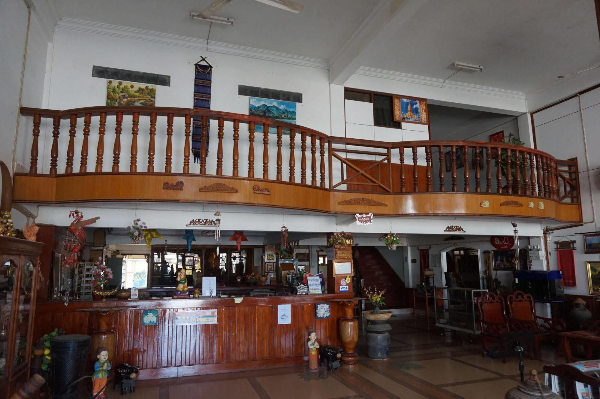 Champa Hotel Паксе Экстерьер фото